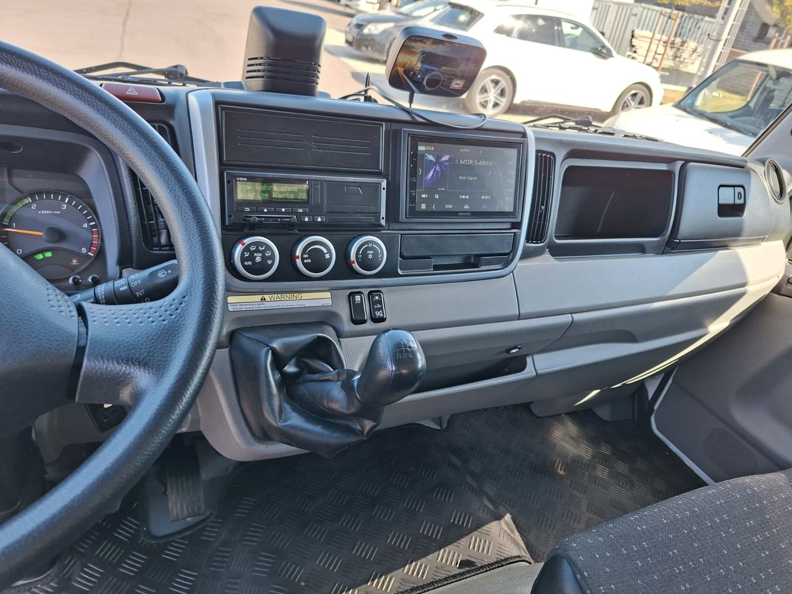 Fahrzeugabbildung Mitsubishi Canter 7 C 18 Koffer LBW Klima LED Rückfahrkam