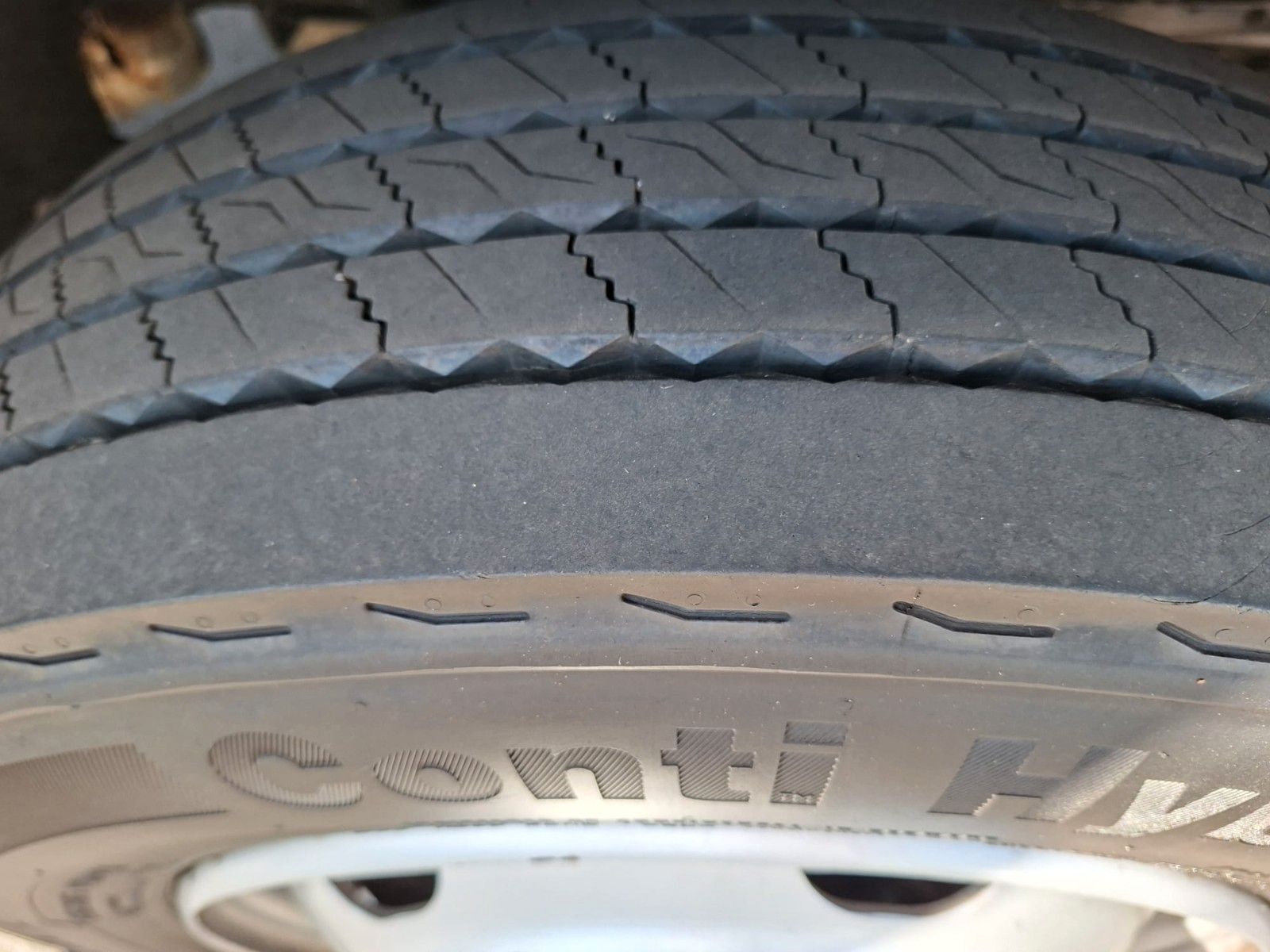 Fahrzeugabbildung Mitsubishi Canter 7 C 18 Koffer LBW Klima LED Rückfahrkam