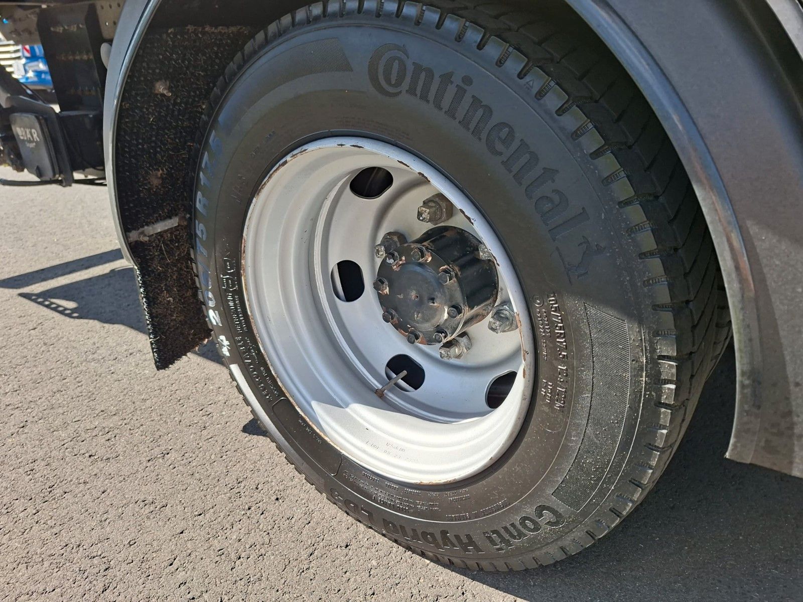Fahrzeugabbildung Mitsubishi Canter 7 C 18 Koffer LBW Klima LED Rückfahrkam