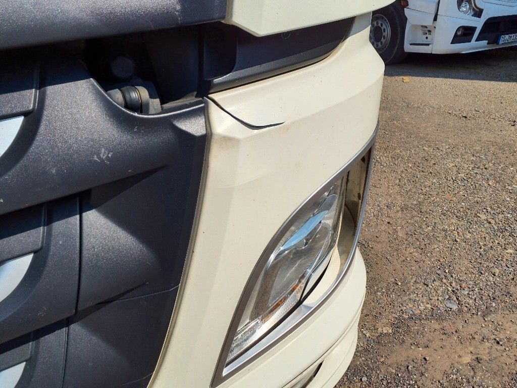 Fahrzeugabbildung DAF XF 530 SSC Intarder ACC LED