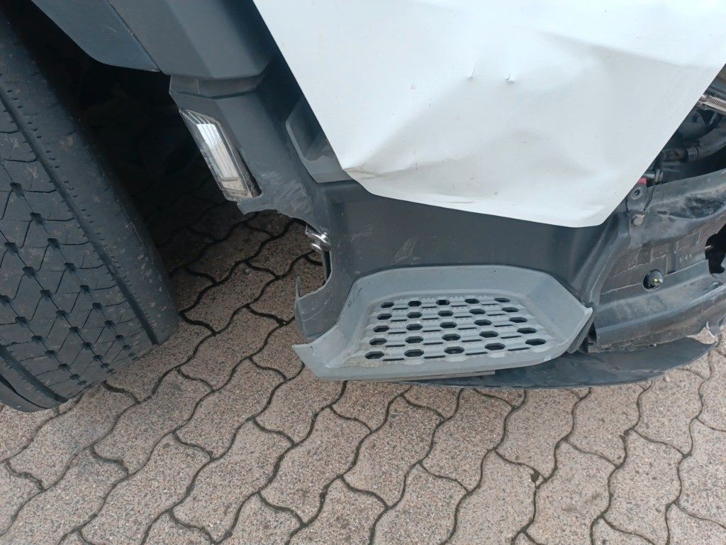 Fahrzeugabbildung DAF XF 530 Low Deck Intarder Standklima