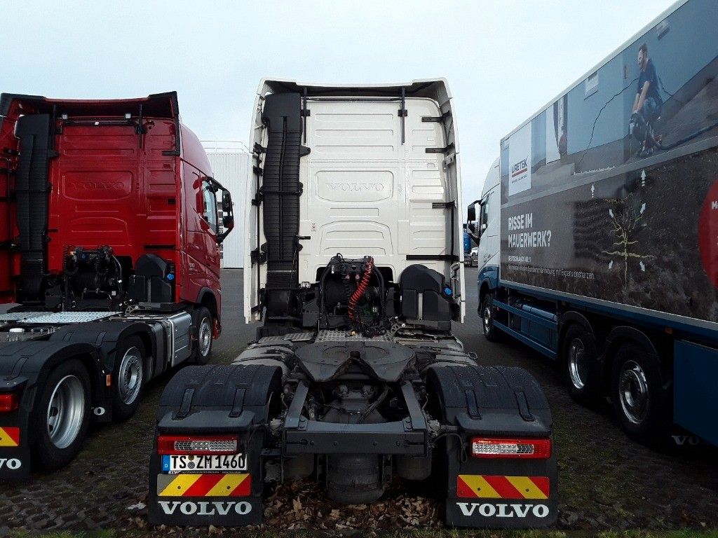 Fahrzeugabbildung Volvo FH 500 XL TC X-Low I-Park Cool Hubkupplung