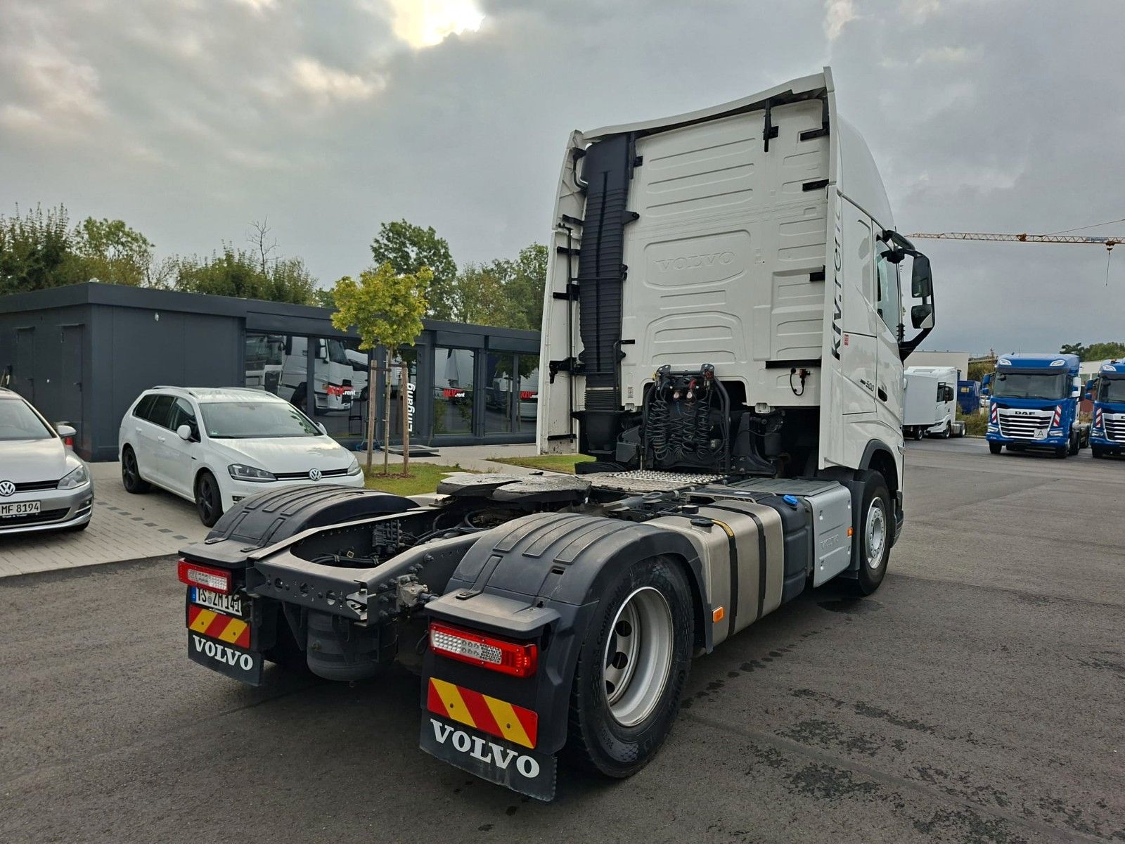 Fahrzeugabbildung Volvo FH 500 Globe XL  ADR EX II III FL AT  Achslast