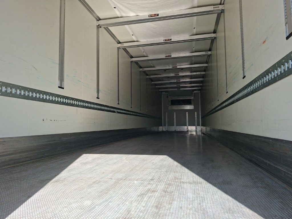 Fahrzeugabbildung Kögel SVA 24 Tiefkühler Carrier Lift Paletten Blumen
