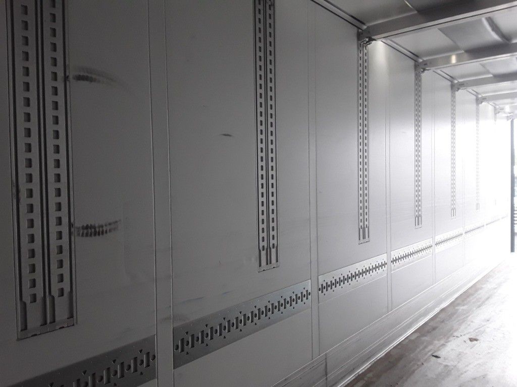 Fahrzeugabbildung Schmitz Cargobull SKO 24 Executive Doppelst. Lift Paletten Blumen