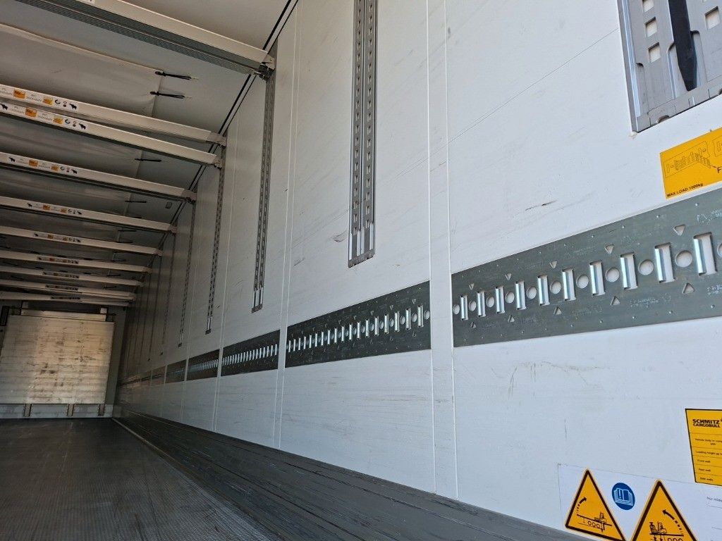 Fahrzeugabbildung Schmitz Cargobull SKO 24  FP 45 Carrier Pharma Doppelstock 2xLift