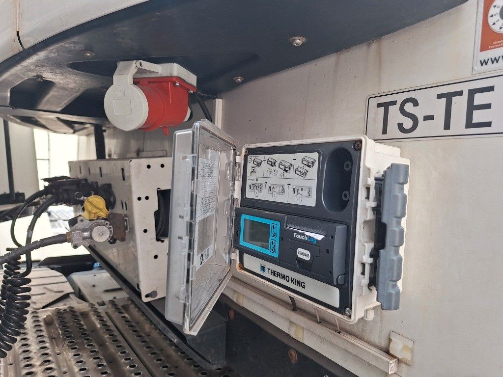 Fahrzeugabbildung Krone SDR 27 Doppelstock TK SLX 300 Blumen Lift SAF
