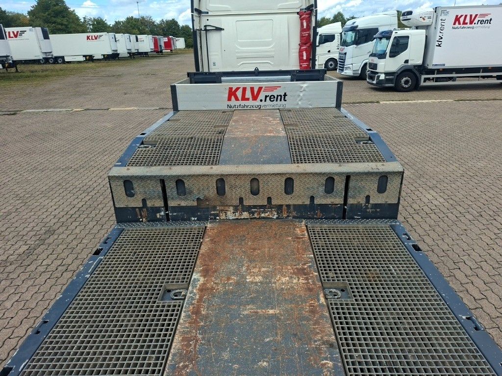 Fahrzeugabbildung Kässbohrer K-SLS 3 hydr. Schwanenhals Hydr. Rampen