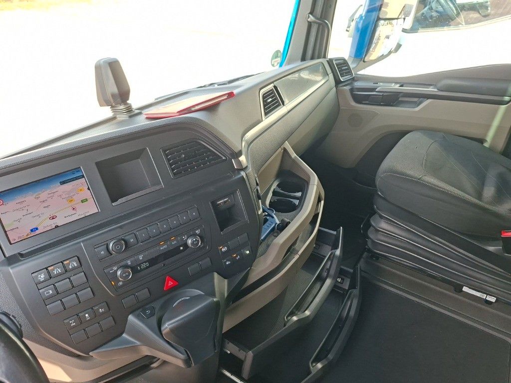 Fahrzeugabbildung MAN TGX 26.510 GX Maxiwechsler 1.020-1.320 Retarder