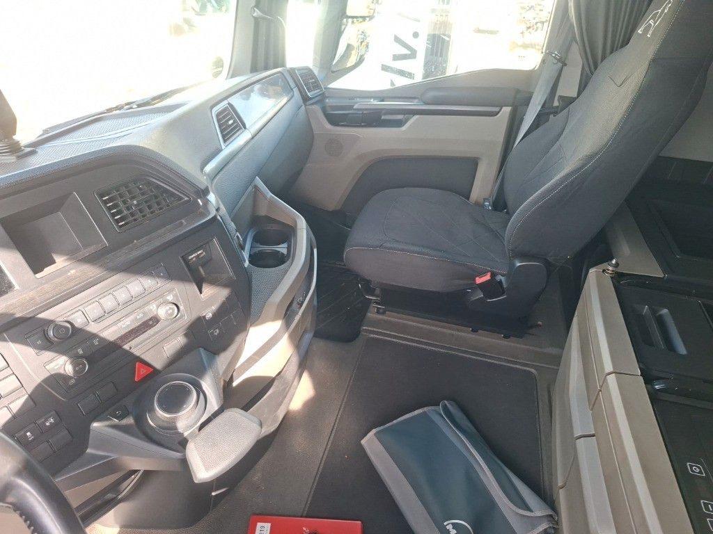 Fahrzeugabbildung MAN TGX 18.510 TG3 GX  Retarder ACC Standklima