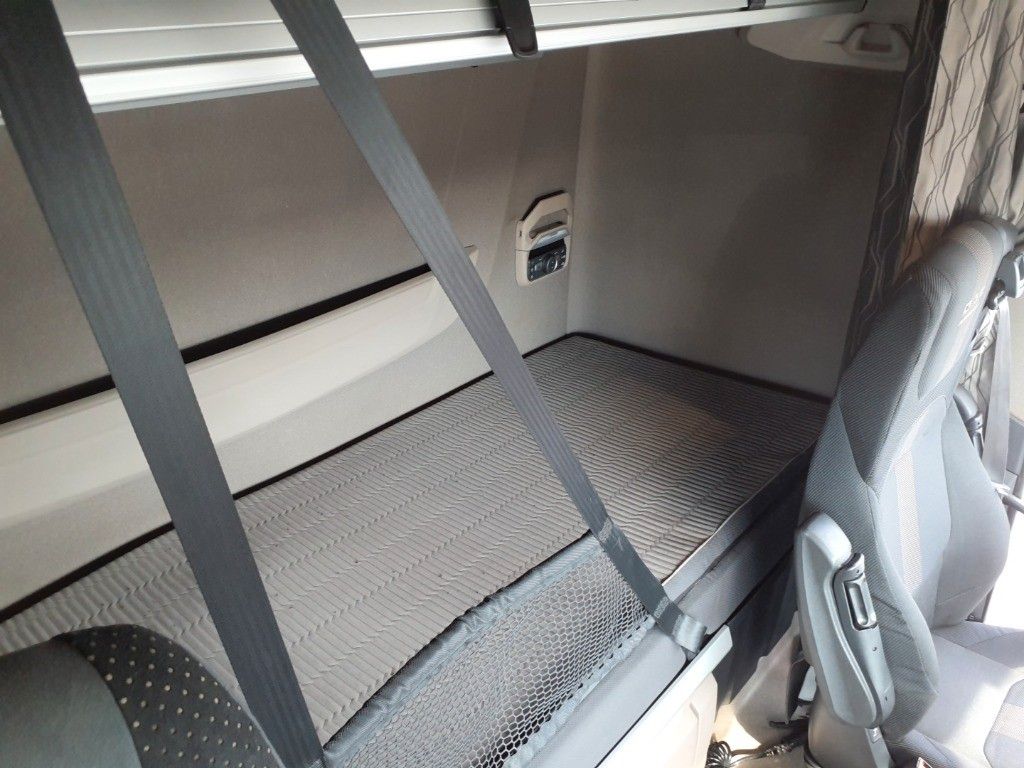 Fahrzeugabbildung DAF XG 530 Intarder ACC LED Standklima 2 x Tank
