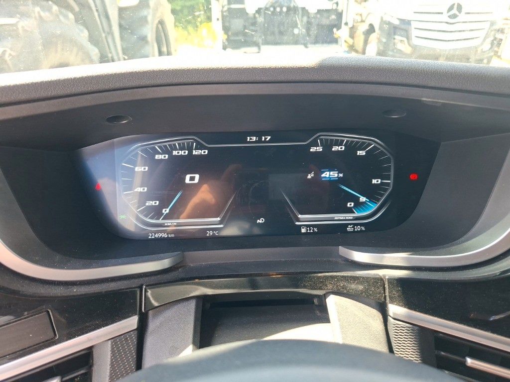Fahrzeugabbildung DAF XF 530 Low Deck Intarder LED Hubsattelkupplung