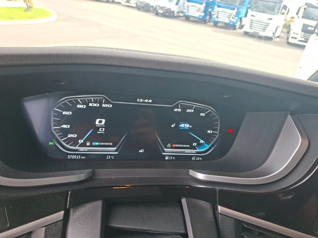 Fahrzeugabbildung DAF XF 530 Low Deck Intarder LED Standklima