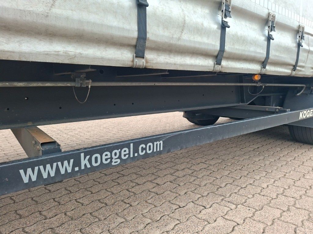 Fahrzeugabbildung Kögel S 24 MEGA Edscha Hubdach SAF Liftachse