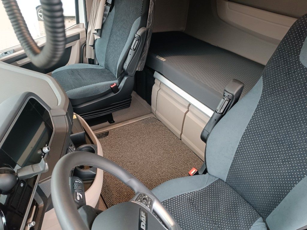 Fahrzeugabbildung DAF XG 480 FAN Maxiwechlser 1. 020-1.320 Lenkachse