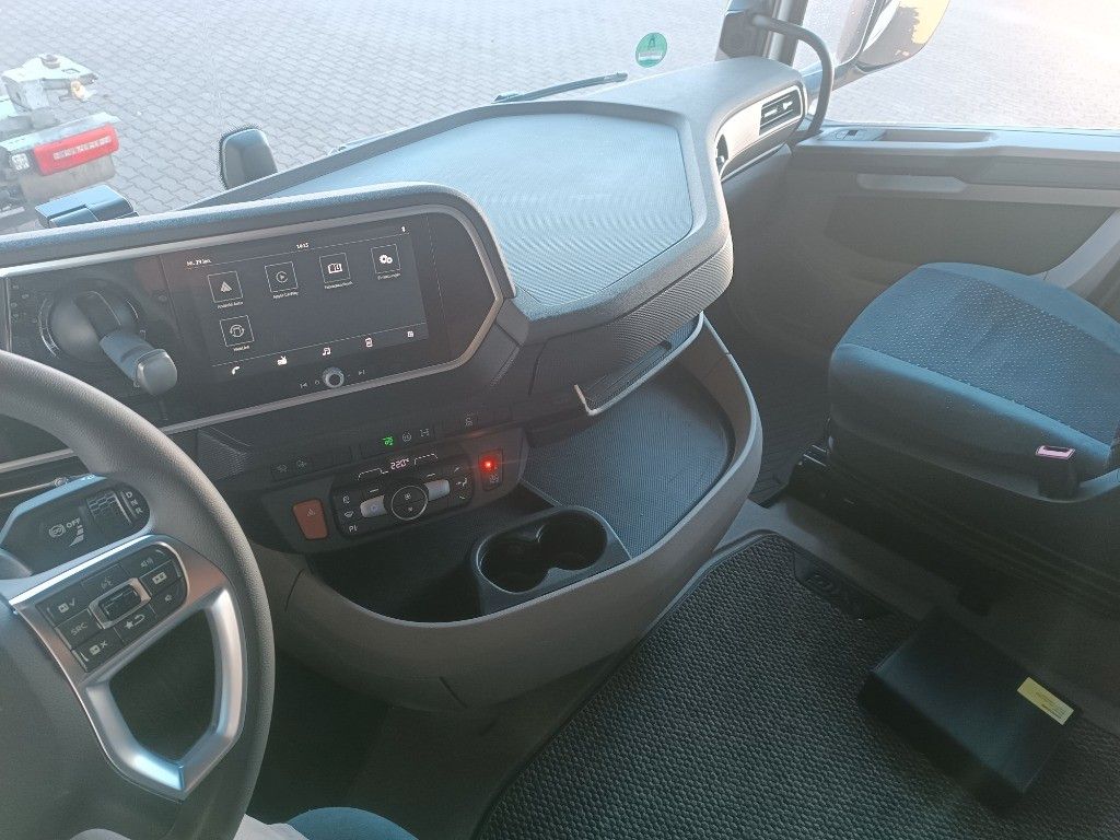 Fahrzeugabbildung DAF XG 480 FAN Maxiwechlser 1. 020-1.320 Lenkachse