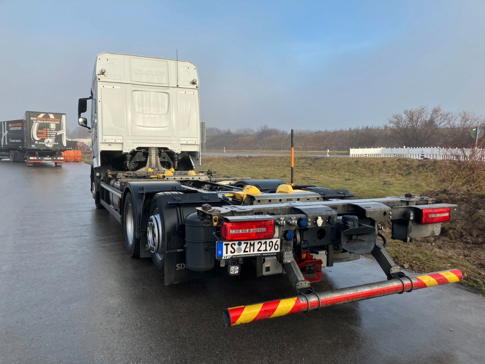 Fahrzeugabbildung DAF XG 480 FAN Maxiwechlser 1. 020-1.320 Lenkachse