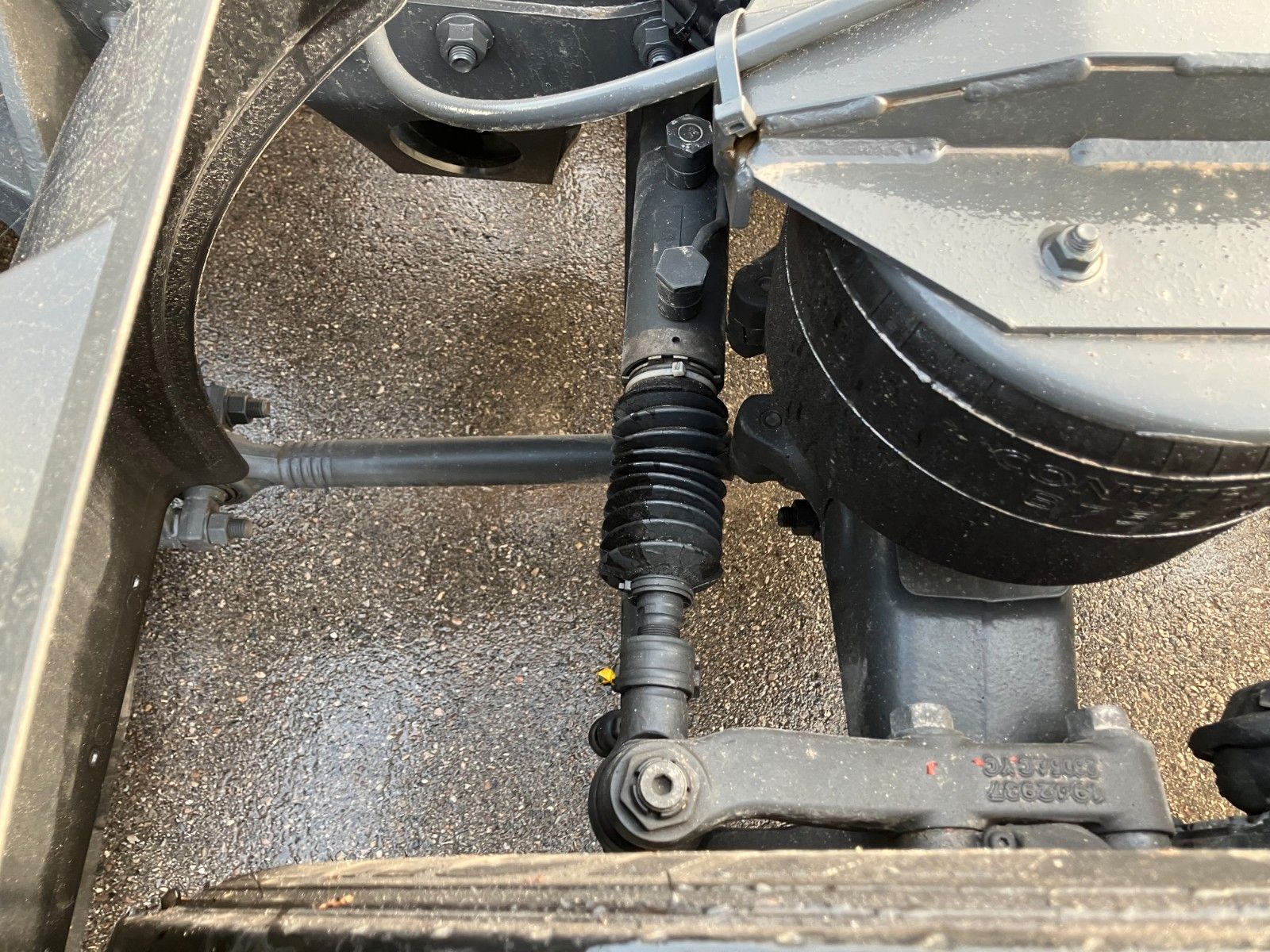 Fahrzeugabbildung DAF XG 480 FAN Maxiwechlser 1. 020-1.320 Lenkachse