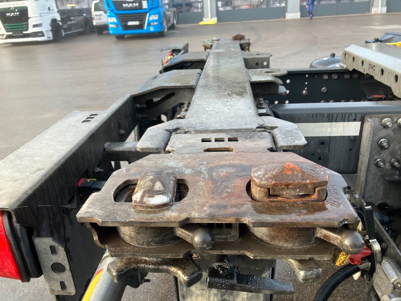 Fahrzeugabbildung DAF XG 480 FAN Maxiwechlser 1. 020-1.320 Lenkachse