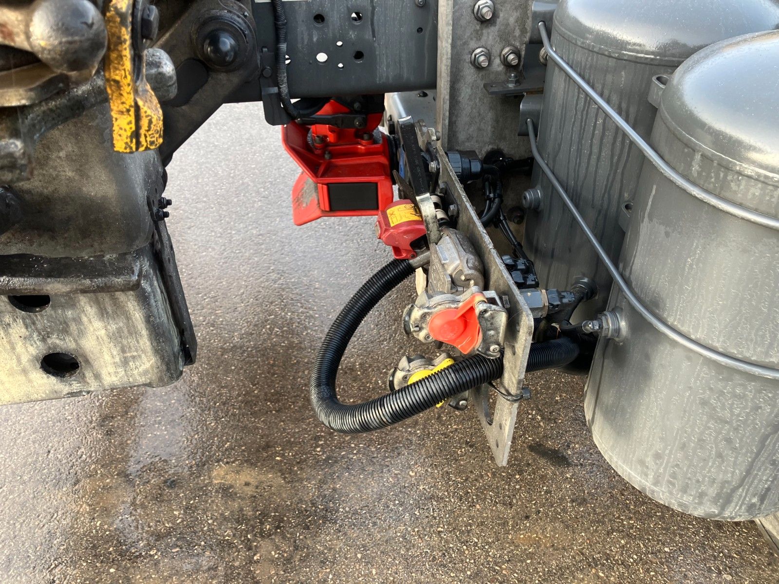 Fahrzeugabbildung DAF XG 480 FAN Maxiwechlser 1. 020-1.320 Lenkachse