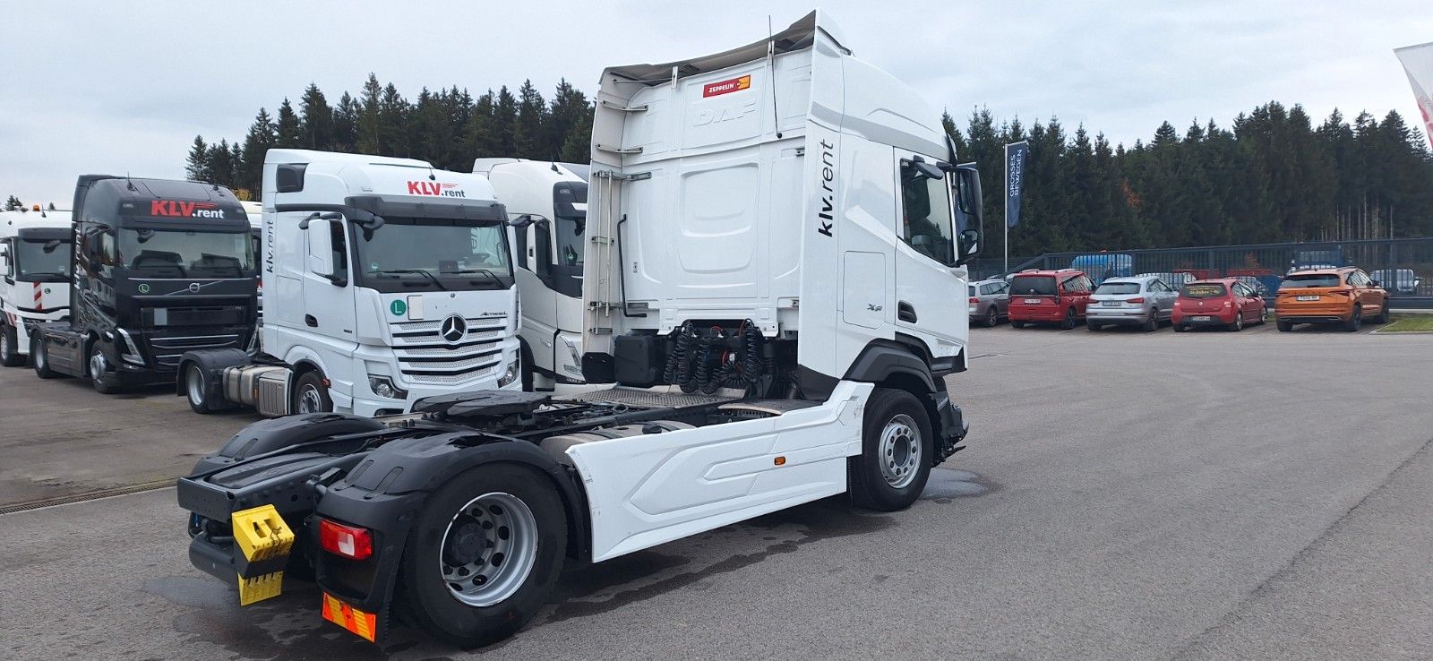 Fahrzeugabbildung DAF XG 530 Intarder Standklima ACC LED