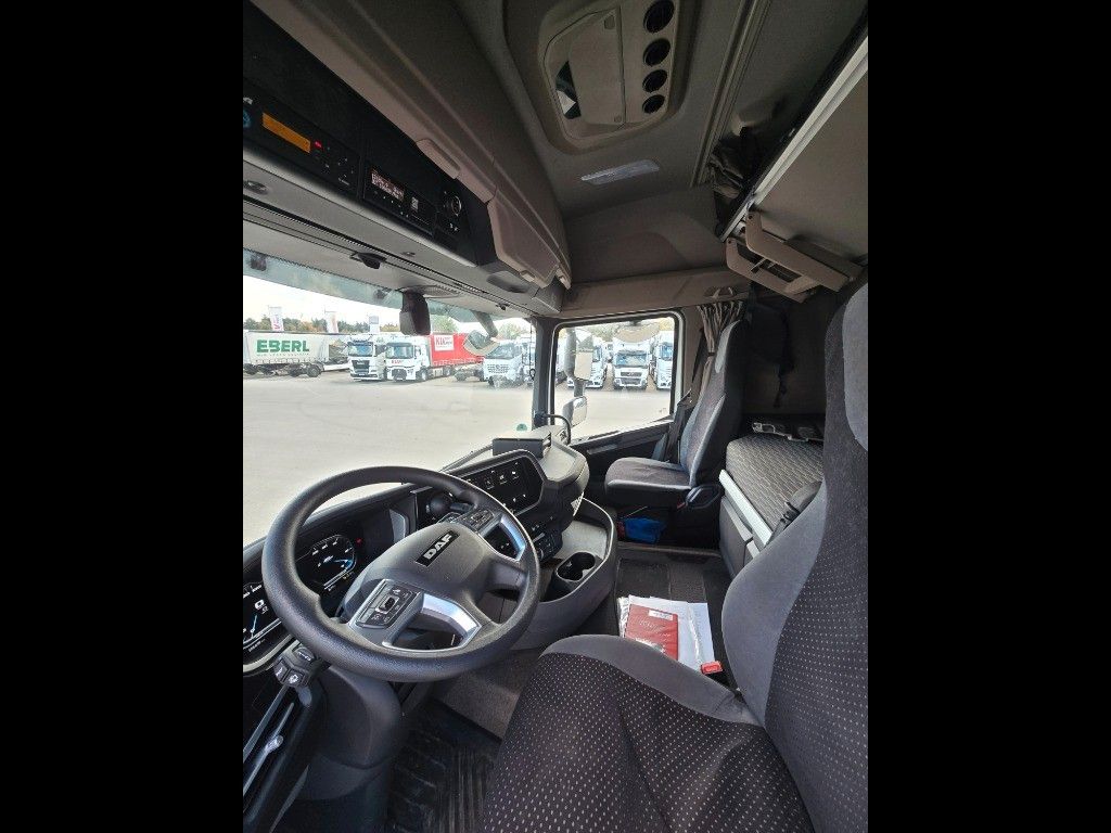 Fahrzeugabbildung DAF XG 530 Intarder Standklima ACC LED