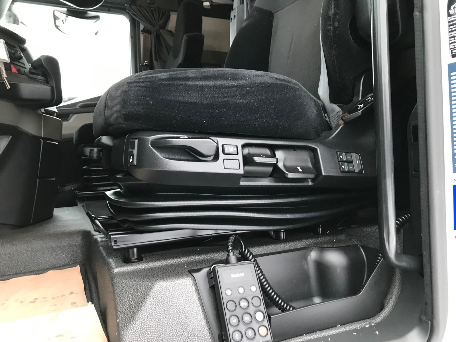 Fahrzeugabbildung MAN TGX 26.510 6x2/4 BL GX ALM Retarder Standklima