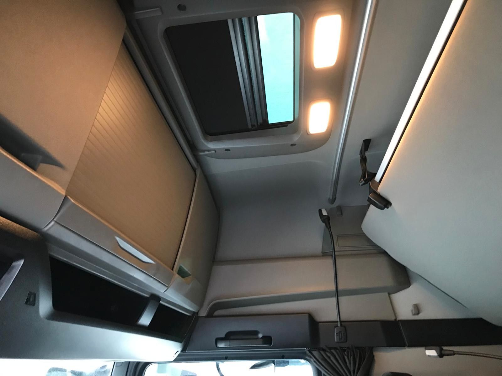 Fahrzeugabbildung MAN TGX 26.510 6x2/4 BL GX ALM Retarder Standklima