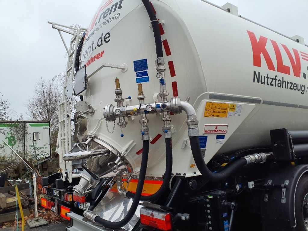 Fahrzeugabbildung Kässbohrer SSK 60 m3 ADR Kippsilo
