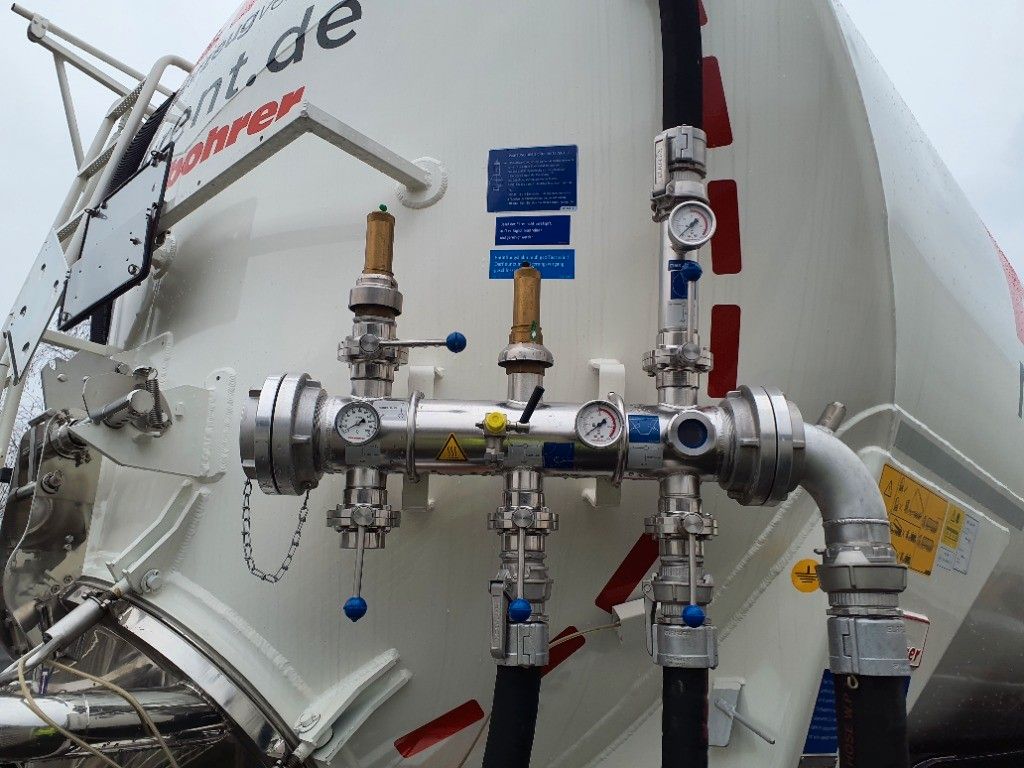Fahrzeugabbildung Kässbohrer SSK 60 m3 ADR Kippsilo