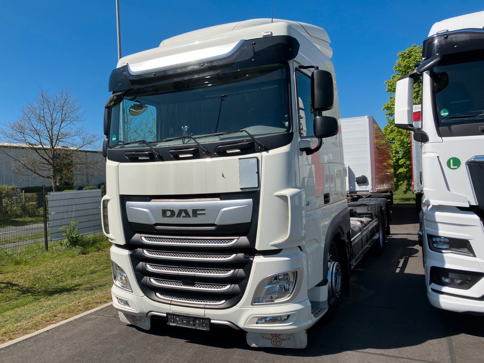 Fahrzeugabbildung DAF XF480 FAR SC 6x2 BDF 7,45  Intarder  Standklima