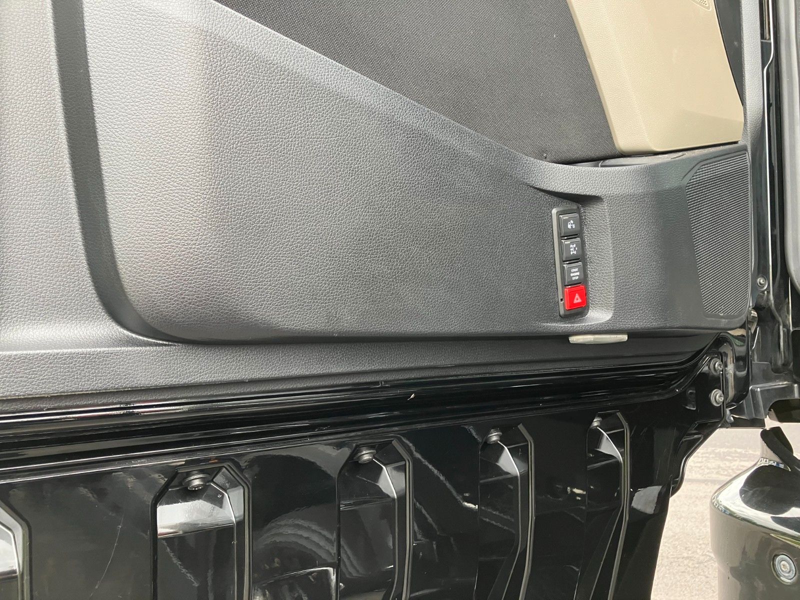 Fahrzeugabbildung MAN TGX 33.510 BL 6x4 Kurzholz Epsilon Q150Z96