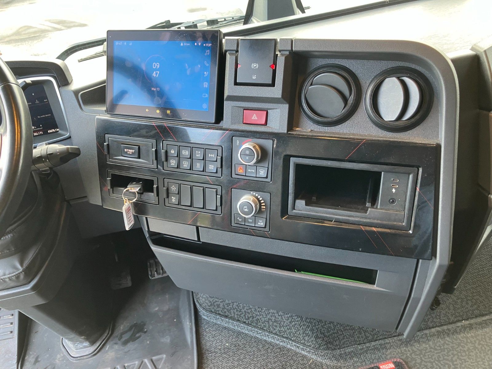 Fahrzeugabbildung Renault T 480 LL HIGH Retarder Standklima kein TC