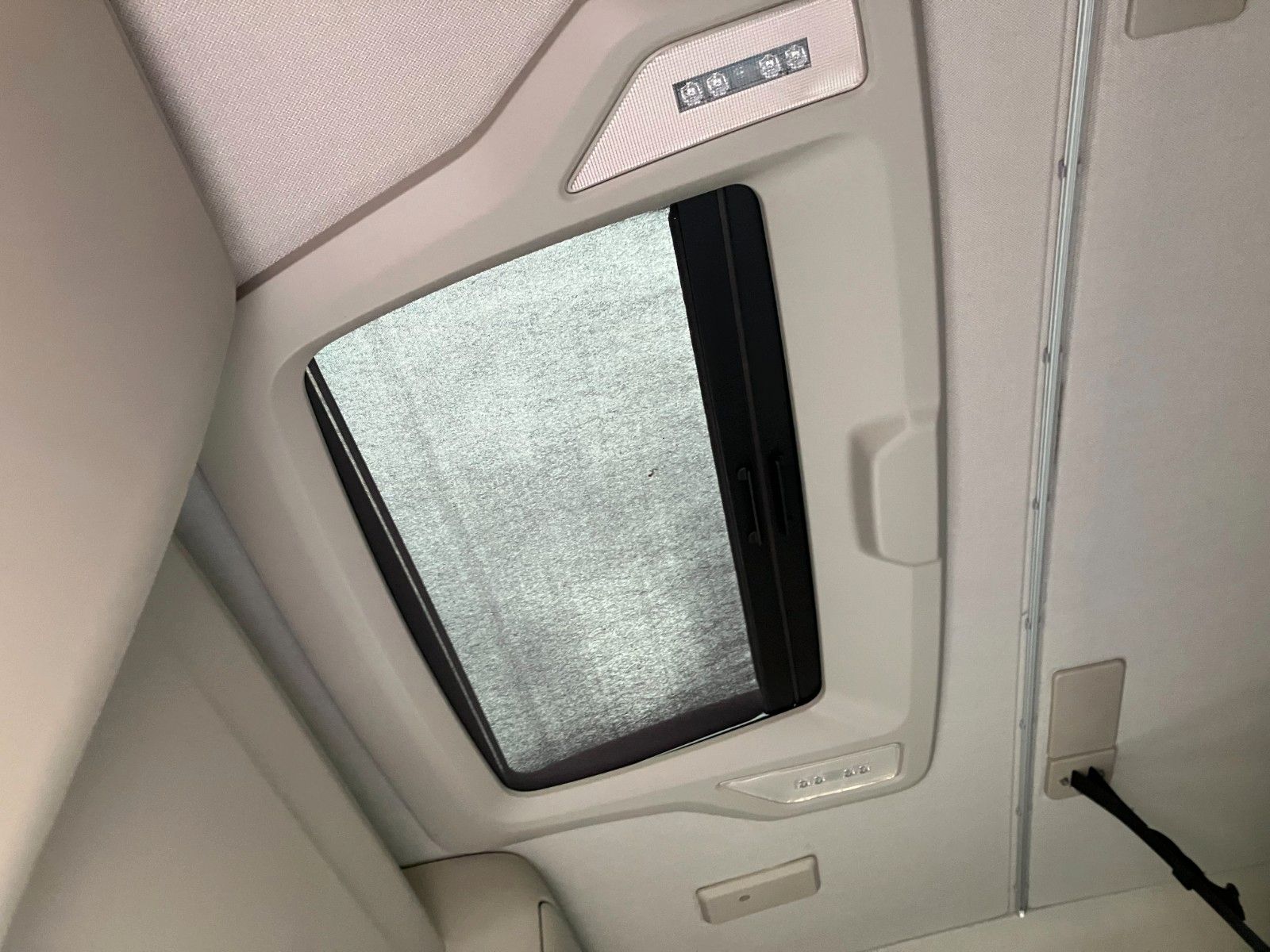 Fahrzeugabbildung Iveco S-WAY 490 Low Liner Intarder Hubsattelkupplung