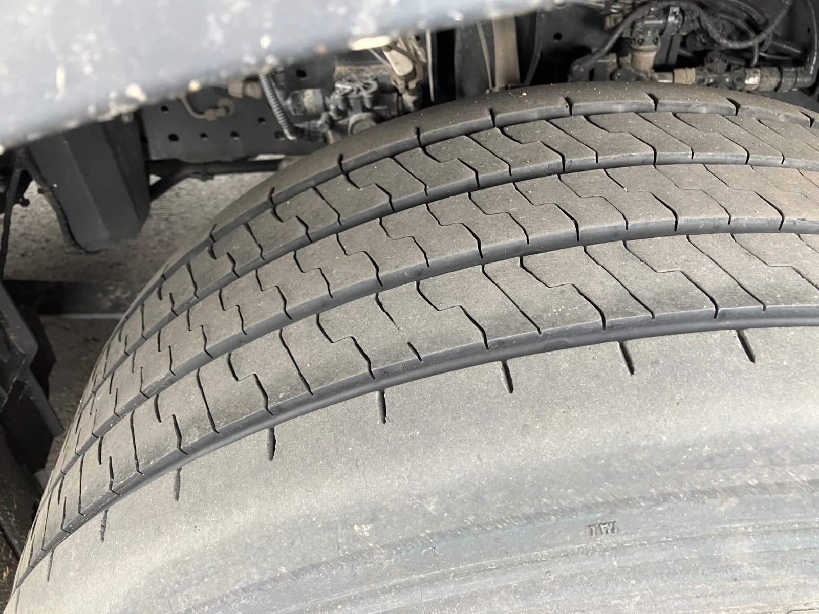 Fahrzeugabbildung Iveco S-WAY 490 Low Liner Intarder Hubsattelkupplung