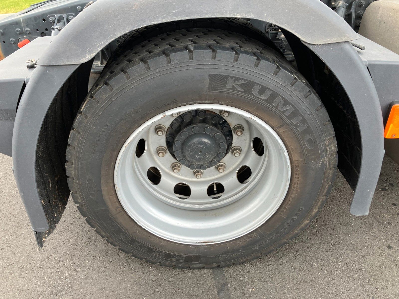 Fahrzeugabbildung Iveco S-WAY 490 Low Liner Intarder Hubsattelkupplung