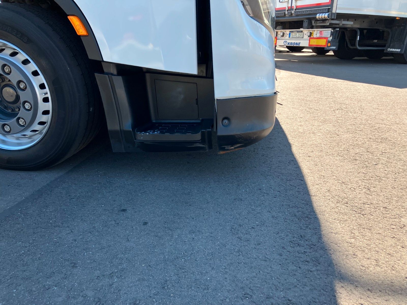 Fahrzeugabbildung Iveco S-WAY 490 Low Liner Intarder Hubsattelkupplung