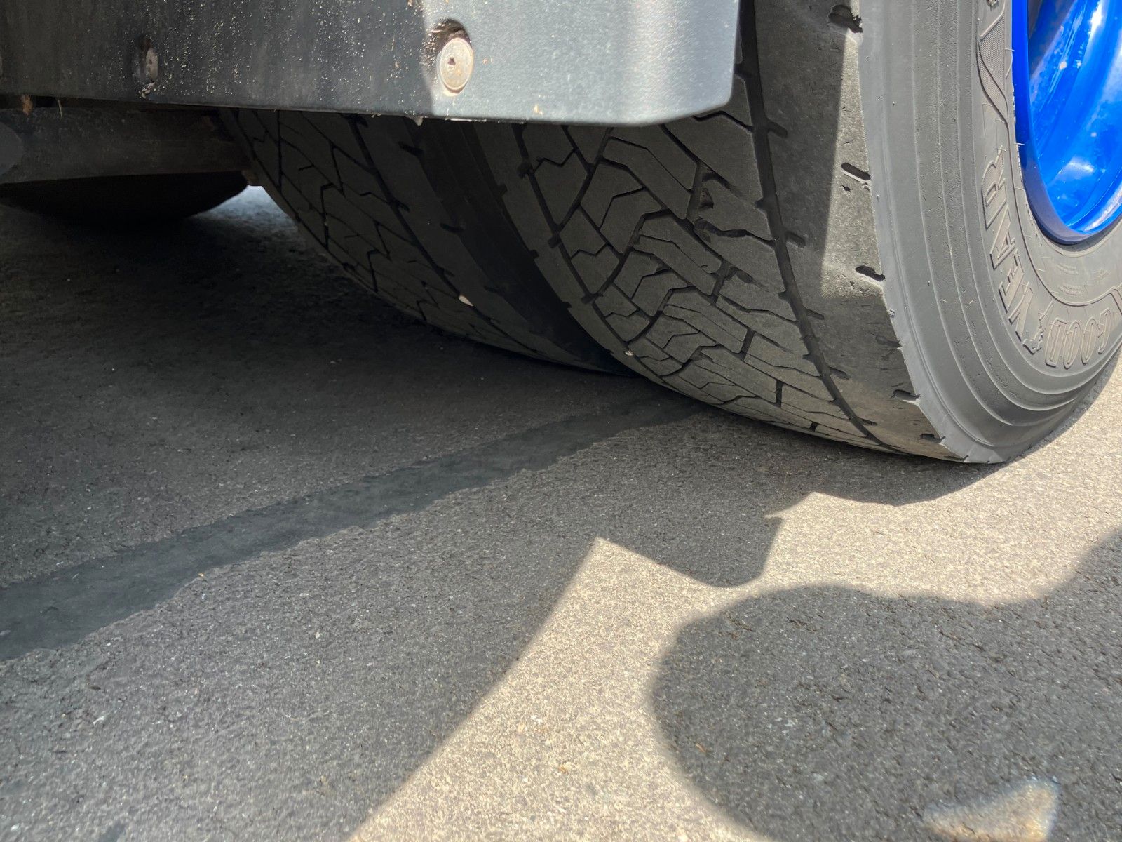 Fahrzeugabbildung MAN TGX 26.510 6x2 Kran PK 37.002 TEC 7 JiB