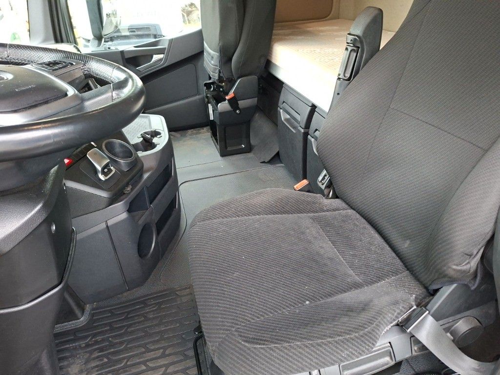 Fahrzeugabbildung Mercedes-Benz Actros 1851 Actros  BigSpace Retarder Standklima