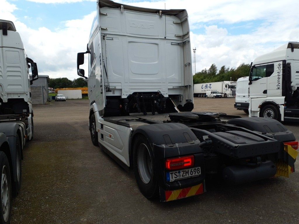 Fahrzeugabbildung DAF XG 530 Intarder ACC LED Standklima