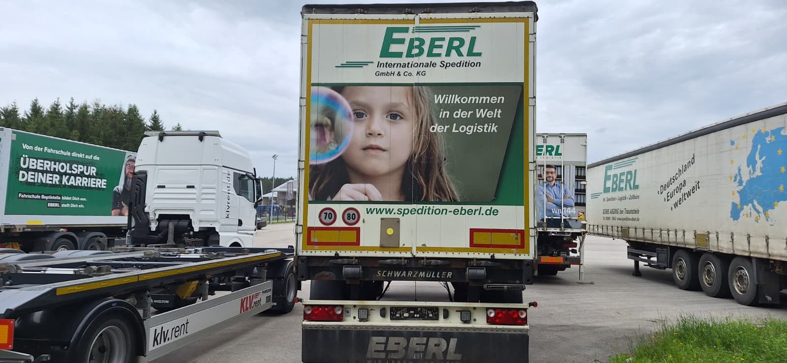 Fahrzeugabbildung Schwarzmüller 2-Achs Anhänger+Plane T06A Code XL