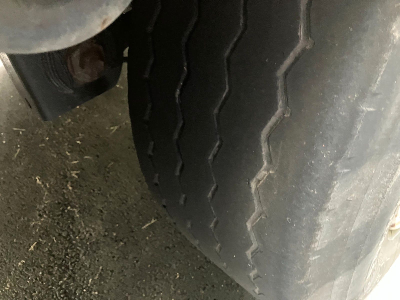 Fahrzeugabbildung Krone SDR 27 verbreiterbar Schwedenrungen Liftachse