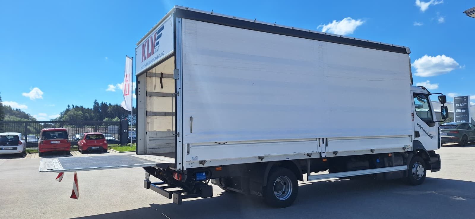 Fahrzeugabbildung Renault D 8.240 BL  Schiebeplane LBW AHK vorbereitet