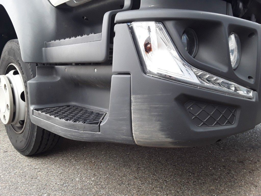 Fahrzeugabbildung Renault D 8.240 BL Schiebeplane LBW AHK 29.000 KM