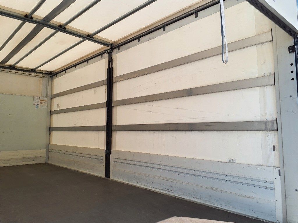 Fahrzeugabbildung Renault D 8.240 BL Schiebeplane LBW AHK 29.000 KM