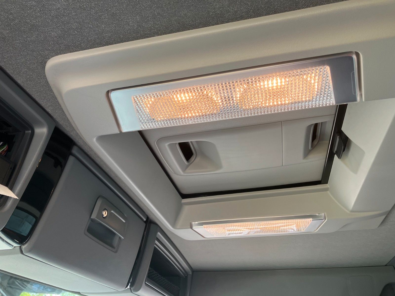Fahrzeugabbildung Renault C 480 8x4 Kipper Meiller Bordmatik