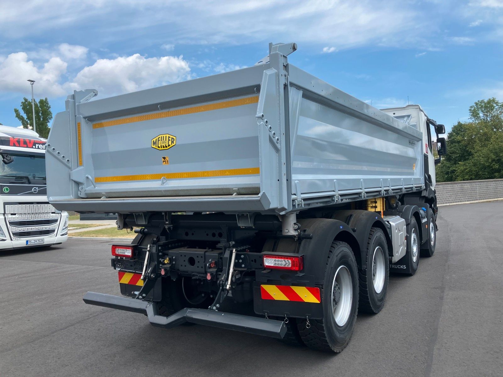 Fahrzeugabbildung Renault C 480 8x4 Kipper Meiller Bordmatik