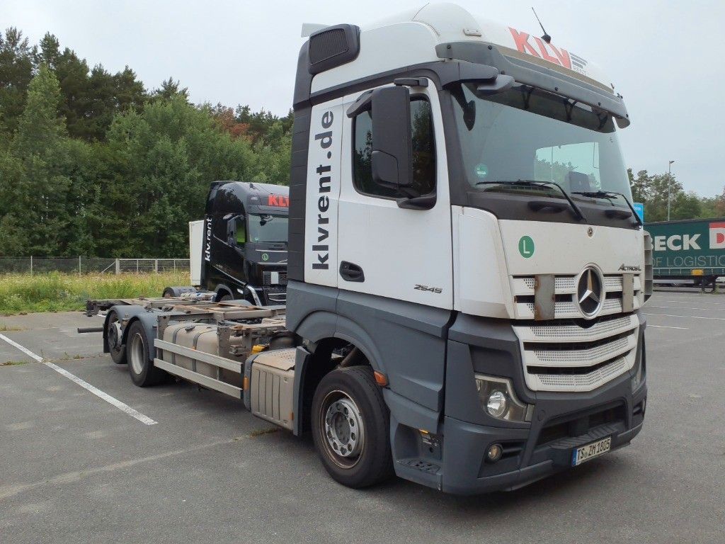 Fahrzeugabbildung Mercedes-Benz Actros 2545 Maxi Wechsler Big Retarder 2xAHK