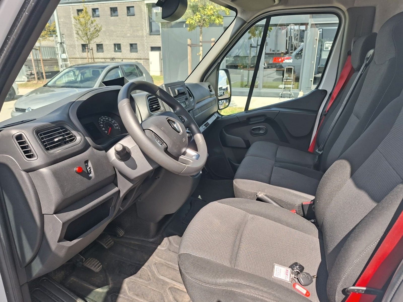 Fahrzeugabbildung Renault Master 3,5 to 165 Koffer LBW Rückfahrkamera