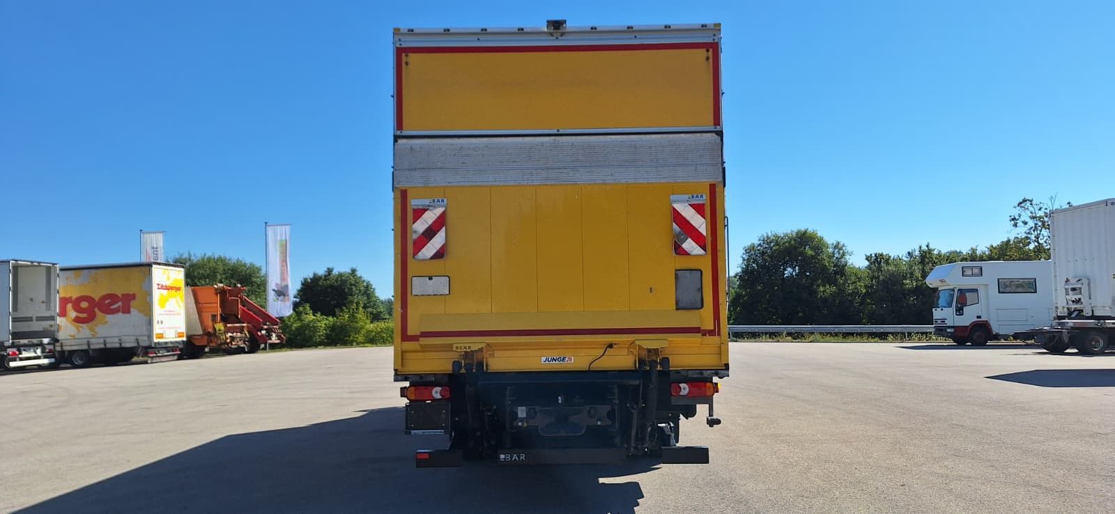 Fahrzeugabbildung Iveco EuroCargo ML 140 E 25 Plane LBW AHK